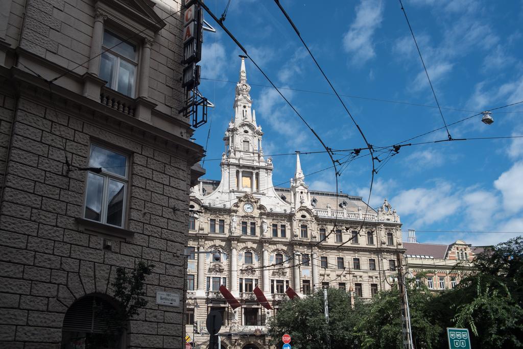 Inviting Flat In The Heart Of Town Apartamento Budapeste Exterior foto