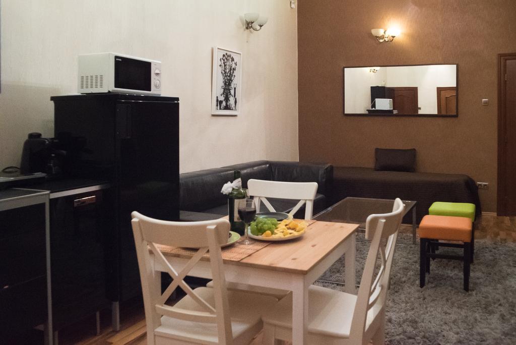 Inviting Flat In The Heart Of Town Apartamento Budapeste Exterior foto