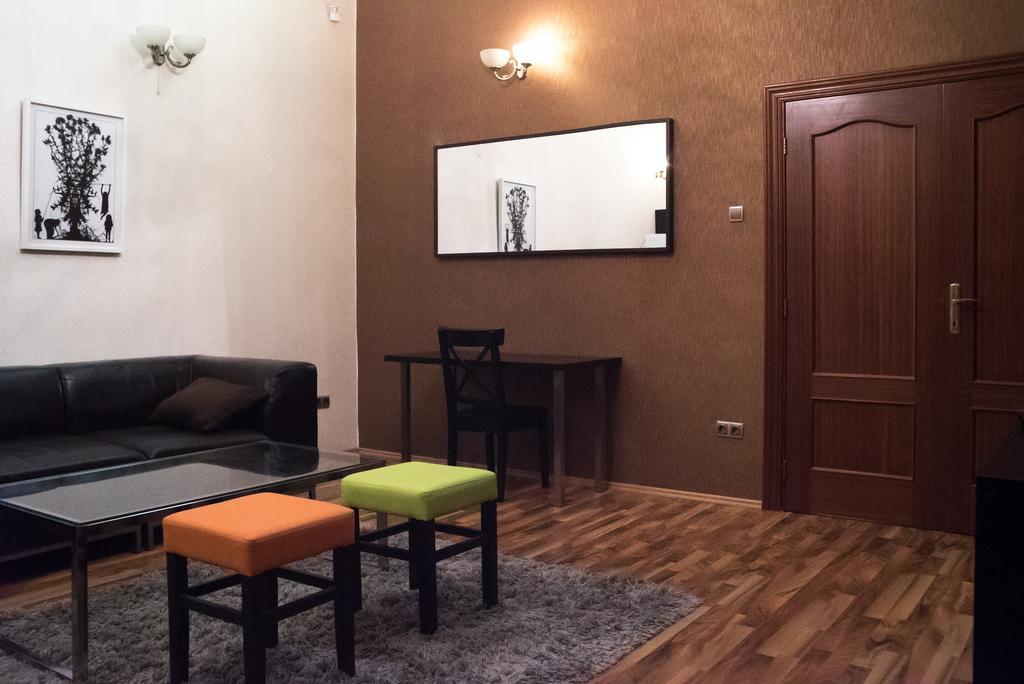 Inviting Flat In The Heart Of Town Apartamento Budapeste Exterior foto